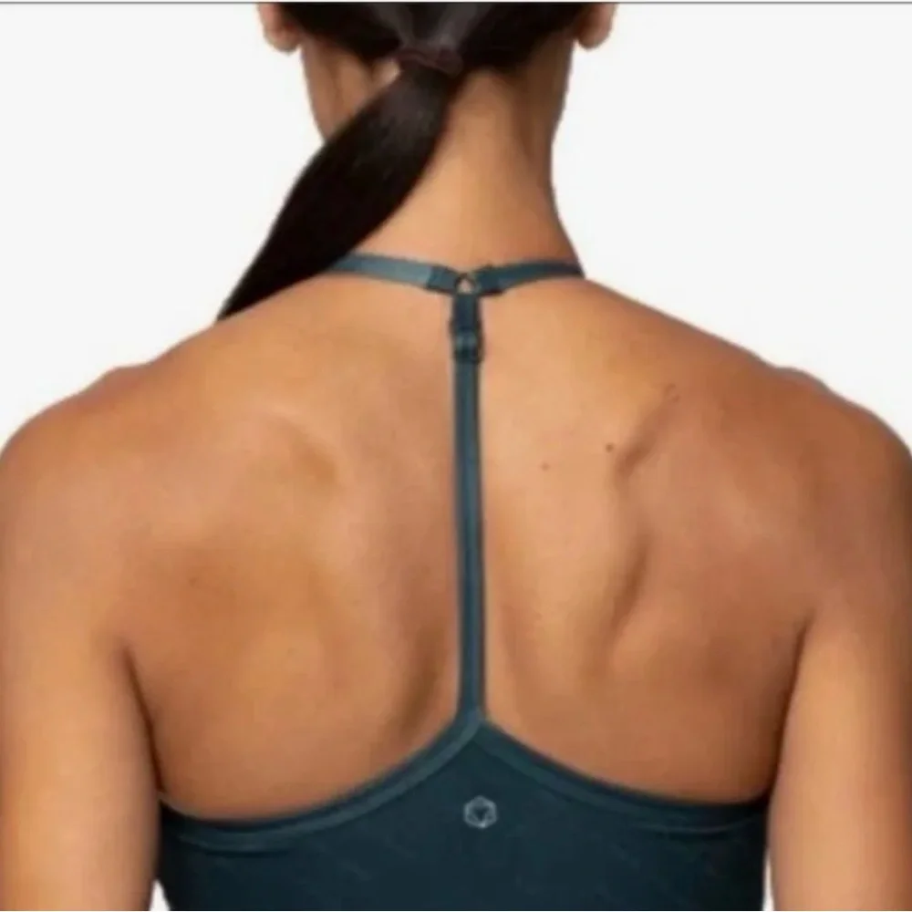 AR-33 Zion Hunter‎ Green Yoga Sports Bra Size Large Strappy Back Athletic